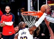 开云体育-詹姆斯再次完成绝杀，带领球队逆转胜利的简单介绍