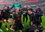 开云-无比激烈的比赛，球员们拼尽全力争取晋级的简单介绍