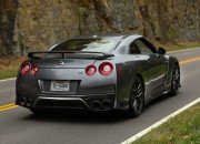 开云体育官网-巨星亦有不同解，詹姆斯逆天屠龙，勇士机械降神