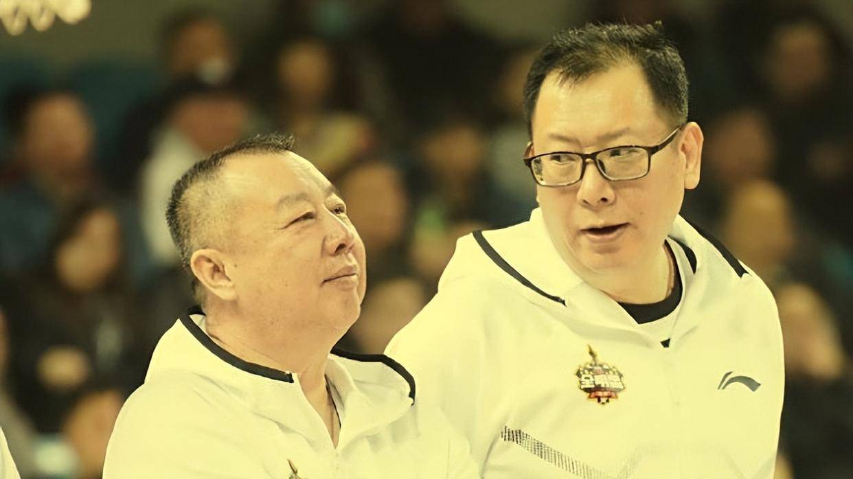 关于辽宁男篮主教练强调队员团结合作，争取更多胜利的信息