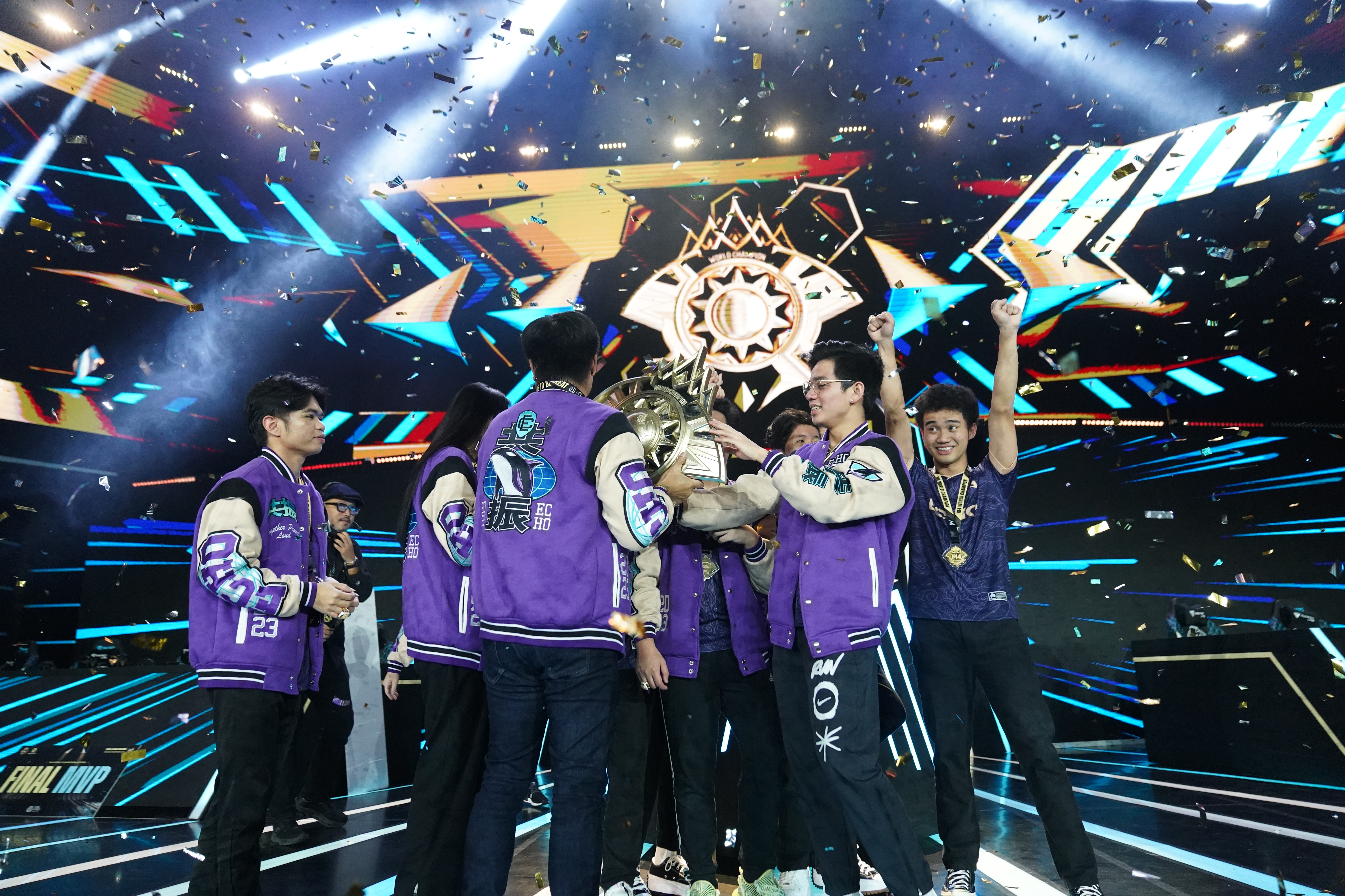 顶级球队展现强大实力，彰显冠军争夺赛