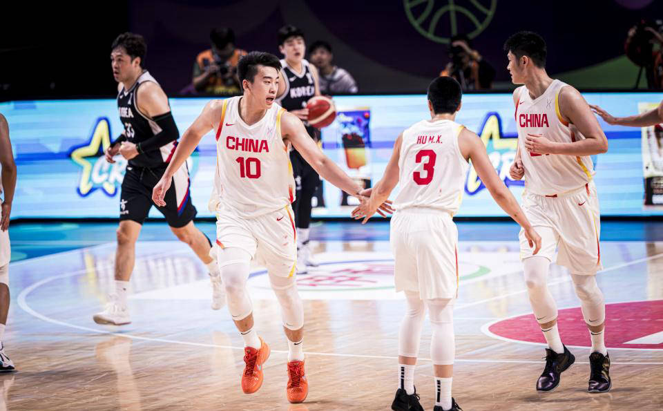 球星表现抢眼，助队成功晋级