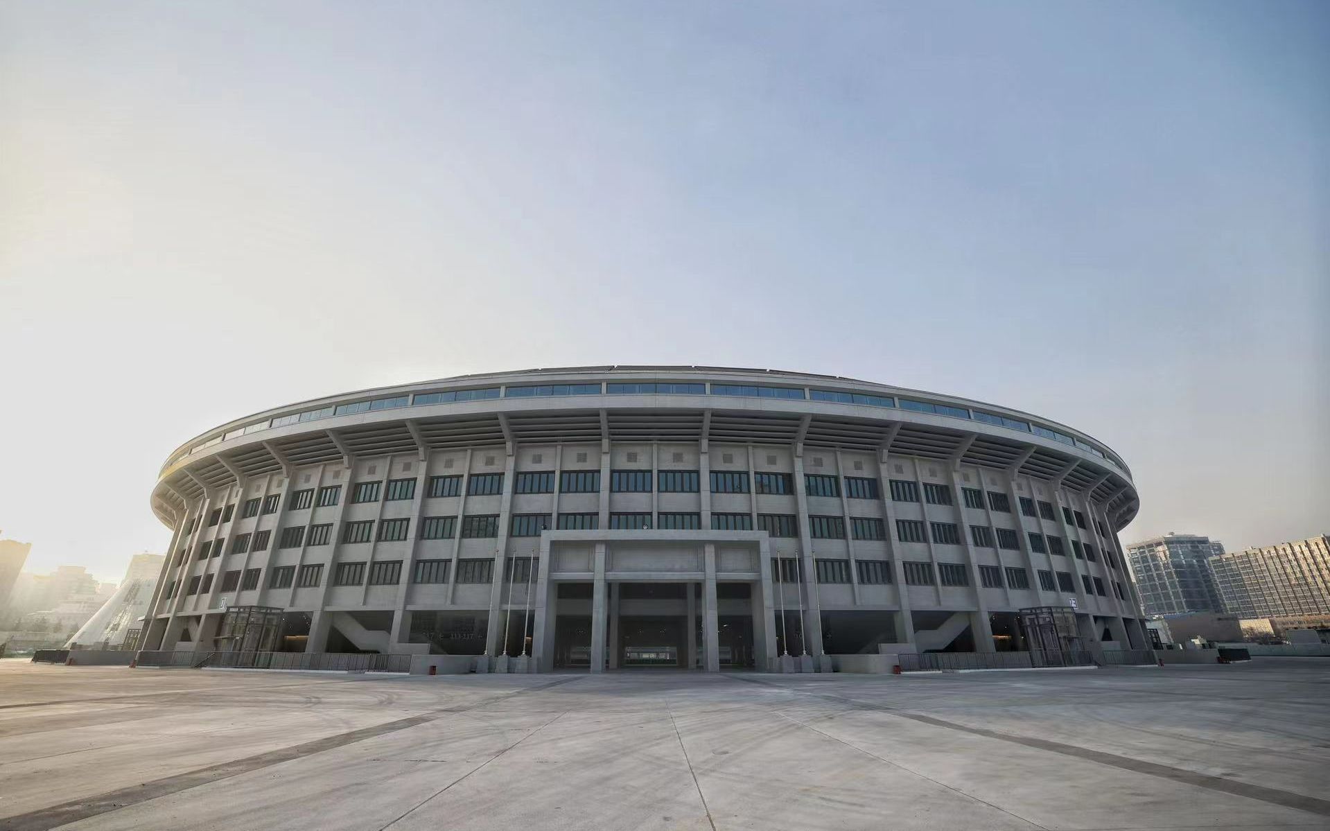 国内足球联赛场地建设项目完工，提供优质赛事场地