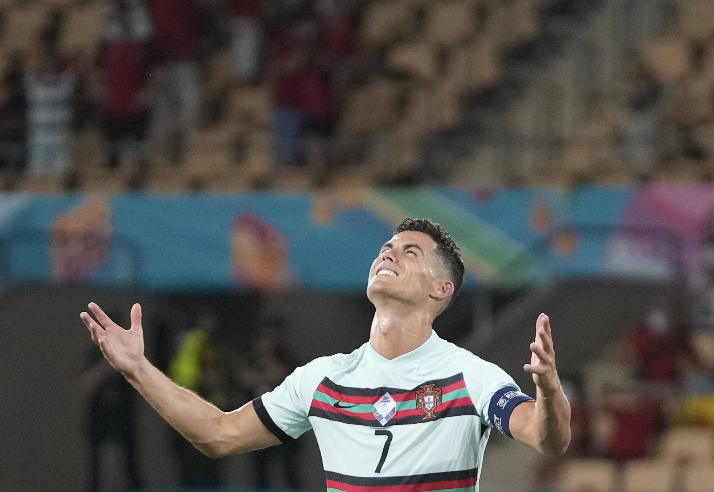 比利时战胜波兰成功晋级八强