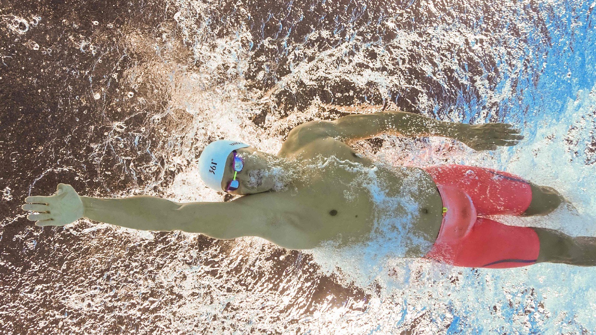 雄狮怒吼马德里,京多安关键节点连击制胜,喀麦隆巅峰对决力克床单军团