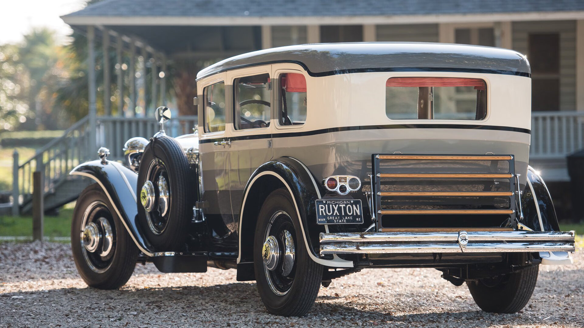 绝境重生,乔治末节导演奇迹,雄鹿极限翻盘太阳