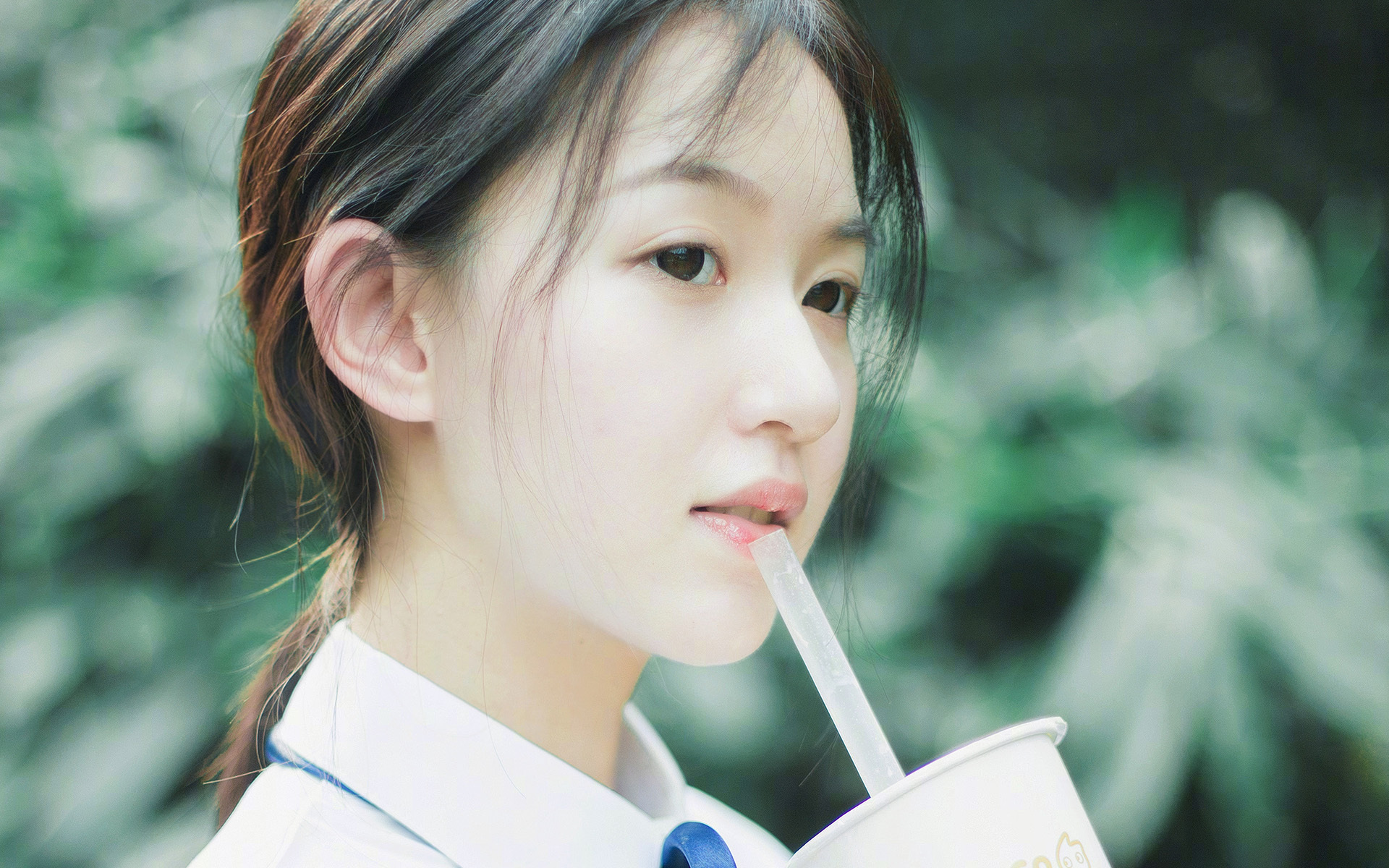 跨界巅峰对决，伦纳德稳如泰山，上海队力克76人晋级