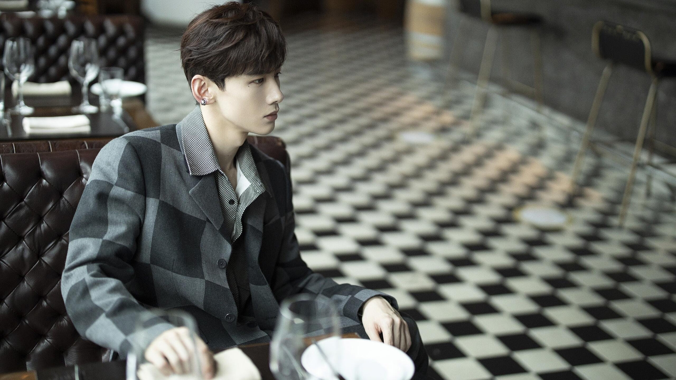 引擎轰鸣与绿茵交响，当阿布扎比决战映照亚特兰大的马德里之夜