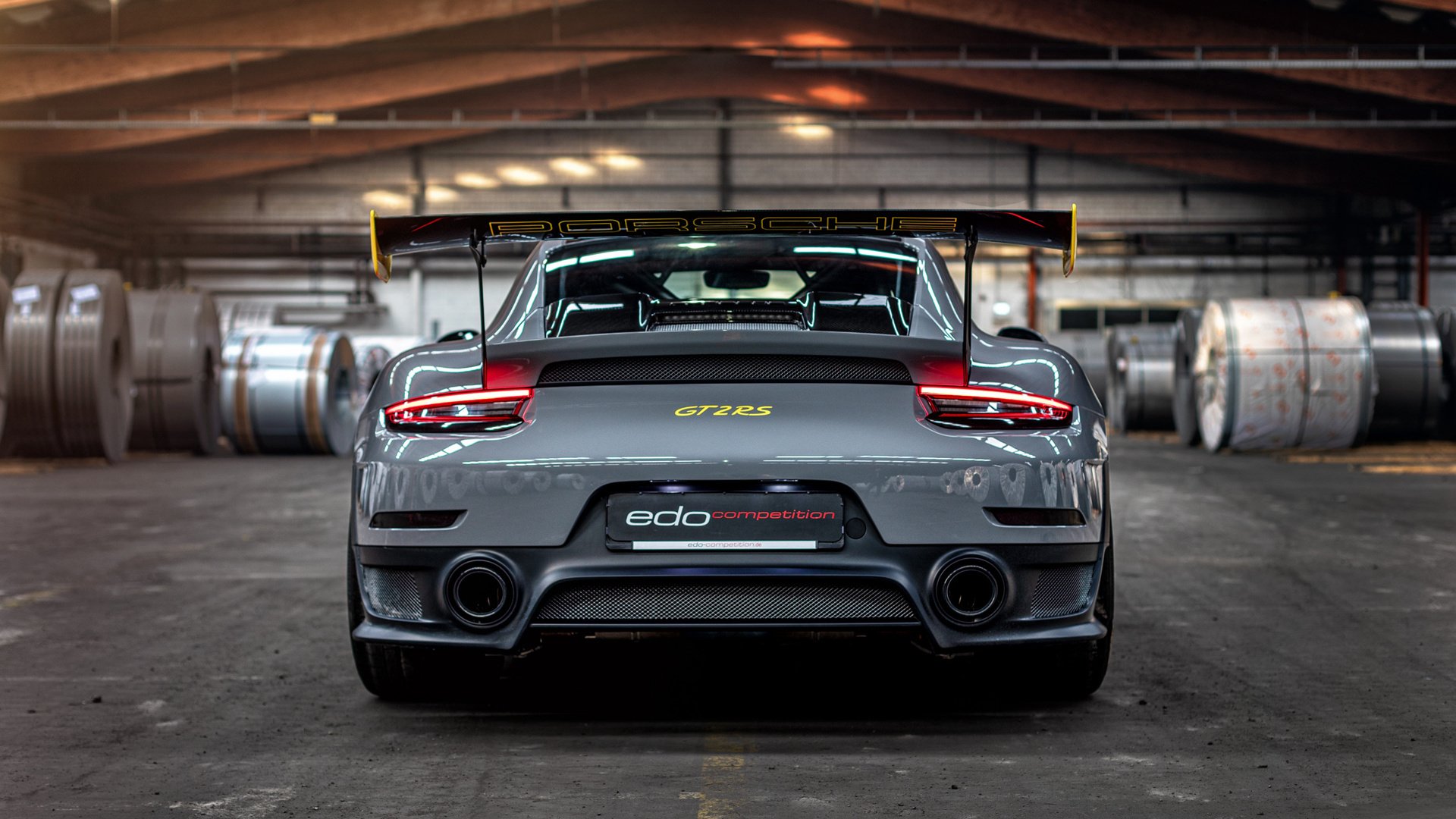 沙漠、雪与一位格鲁吉亚人的独白，当瑞士时钟在利雅得指向克瓦拉茨赫利亚之夜